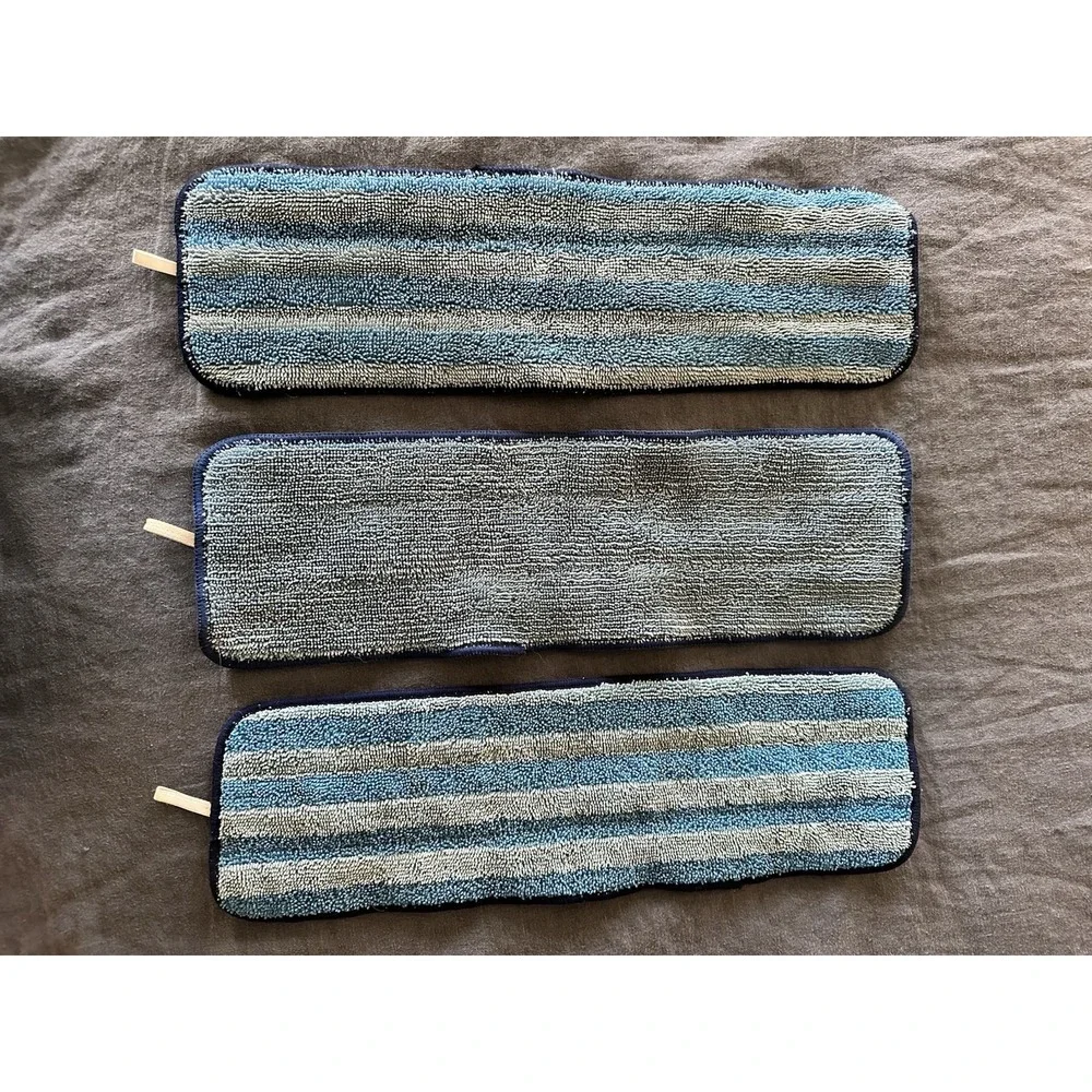 3 Bona Microfiber‎ floor pads in good used condition.